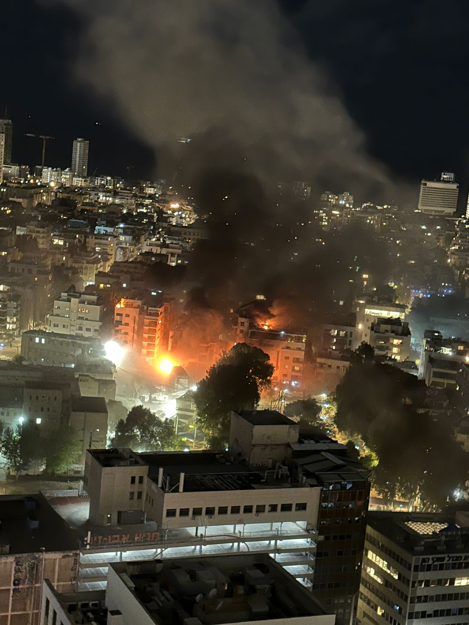 דיווח ראשוני על קריסת בניין רב קומות. הפרטים עדיין בבדיקה