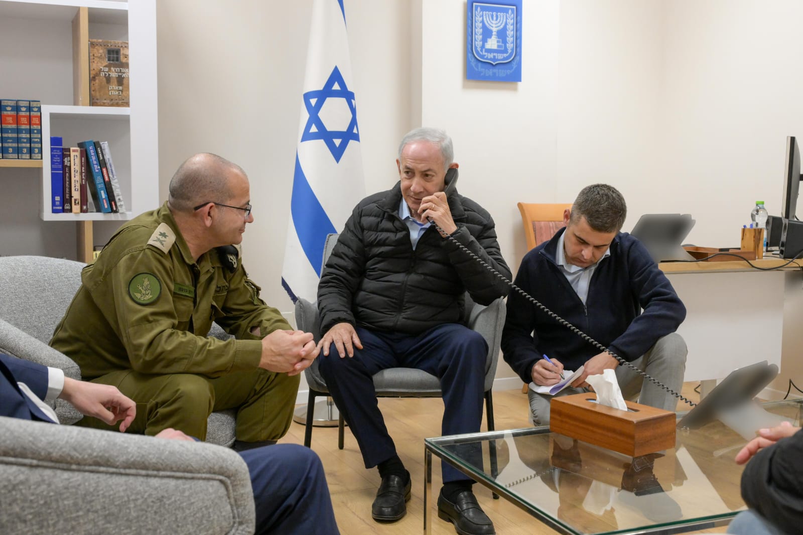 לשכת רה"מ מפרסת תיעוד מראש הממשלה בנימין נתניהו מורה לחסל את בכירי המ…
