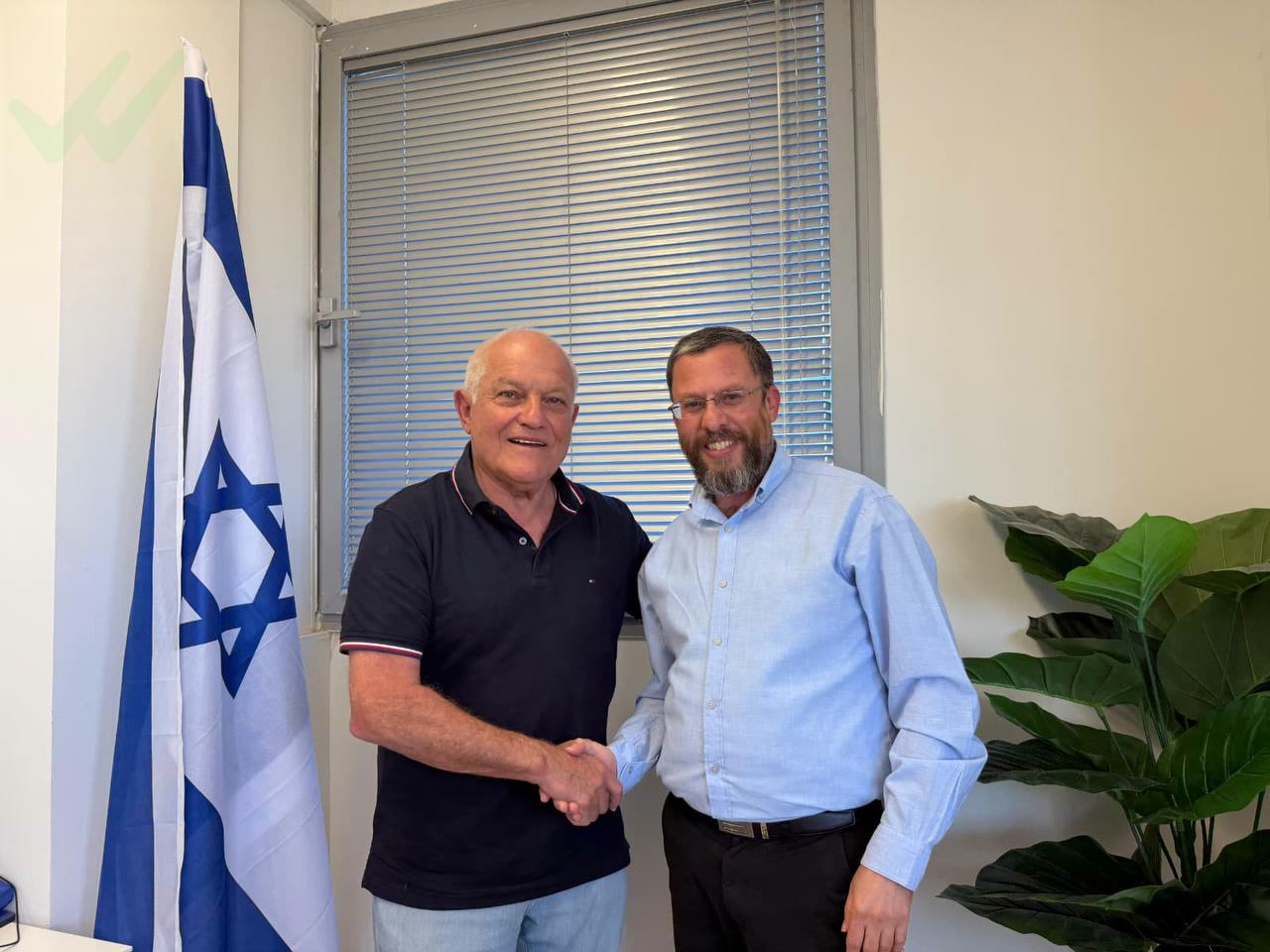 שר הבינוי והשיכון חיים כץ ומנהל רמ"י הנכנס יהודה אליהו קיימו פגישת עב…