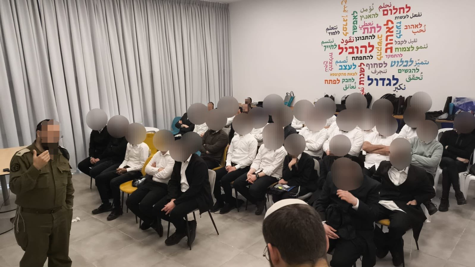 אילי זילברברג: עשרות חרדים שהצטרפו בשבוע האחרון לתוכנית "מעלות צור" ה…