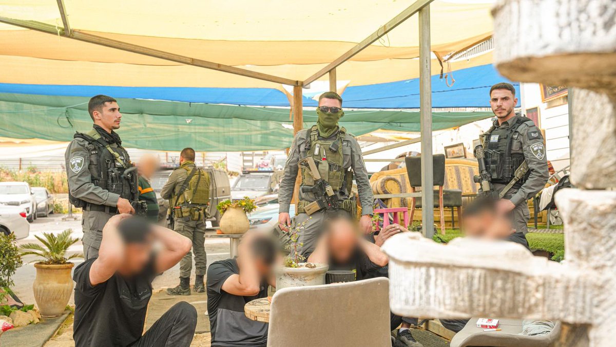 לוחמי מג״ב עוטף ירושלים עצרו 4 שוהים בלתי חוקיים ומעסיק בבית עסק לשטי…
