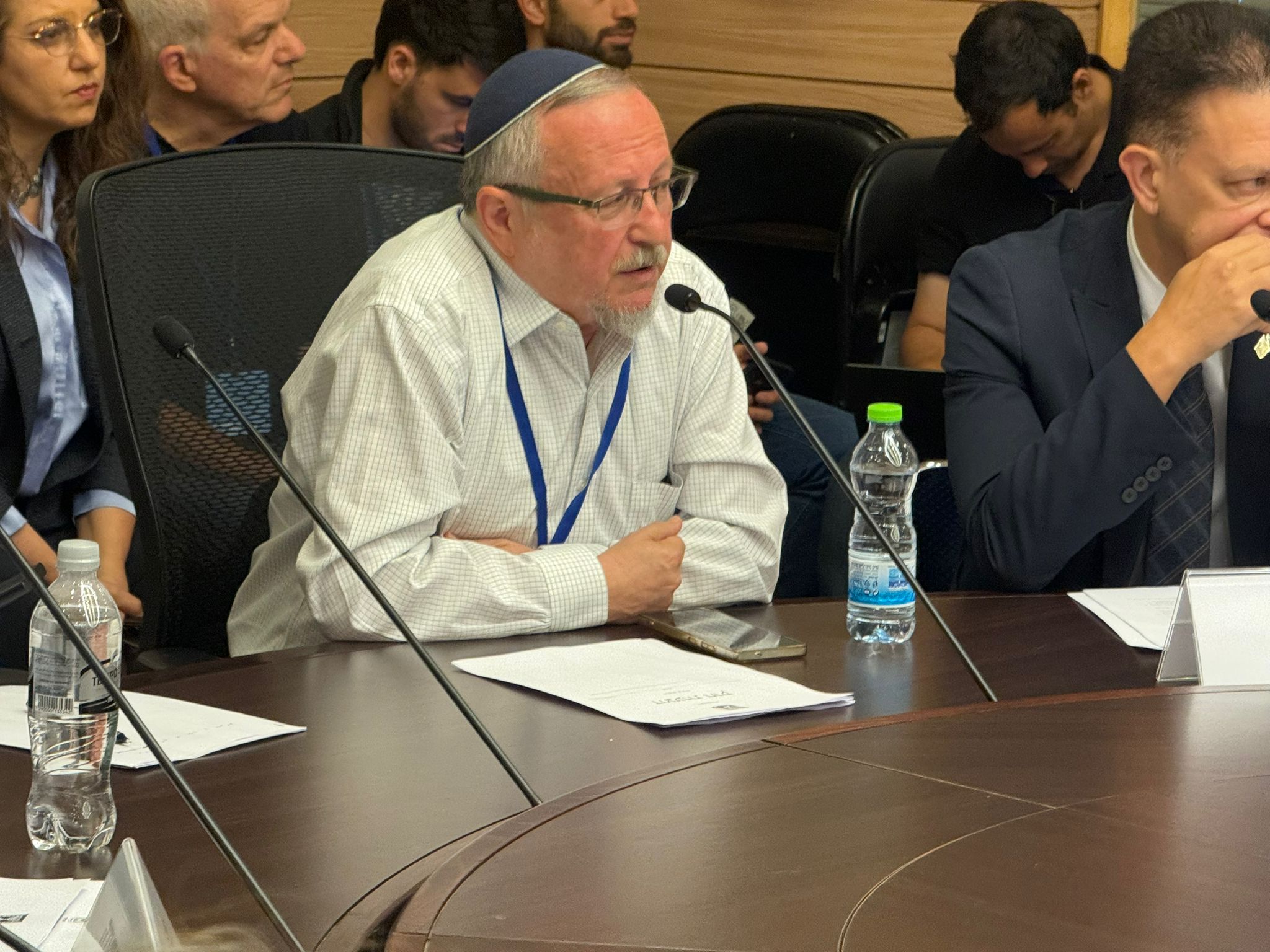 האב השכול יהושוע שני ליולי אדלשטיין ולדן אילוז בוועדת חו"ב: "תגלו אחר…