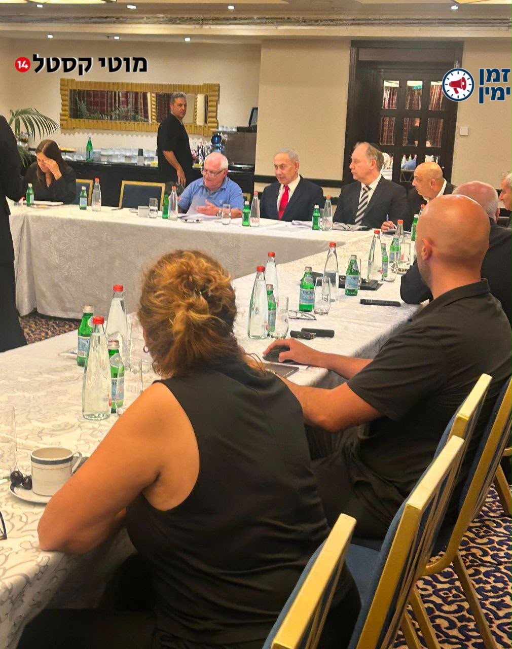 מוטי קסטל: רה"מ הגיע כעת לועדת החוקה. הישיבה החלה.