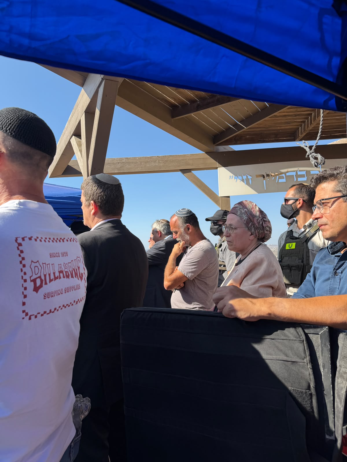 נציגת הממשלה השרה אורית סטרוק בלוויית בניהו מלט הי''ד בחוות גלעד יחד…