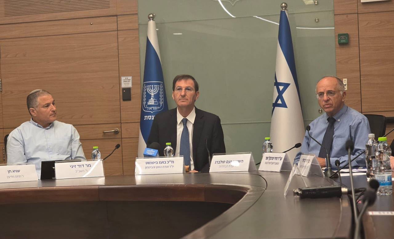 גונבים את הבחירות: נערכים לבחירות בוועדת חוץ ובטחון עם ראש השב״כ ויו״…